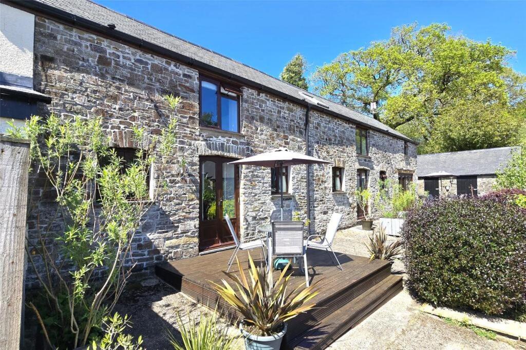 Petrock Holiday Cottages Newton Saint Petrock Extérieur photo