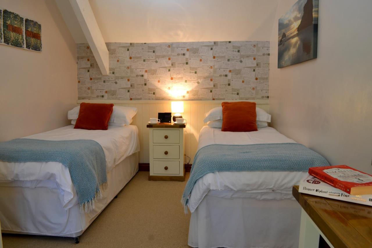 Petrock Holiday Cottages Newton Saint Petrock Extérieur photo